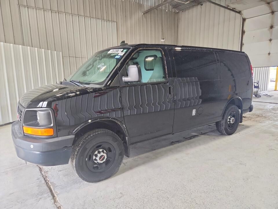 2016 GMC Savana