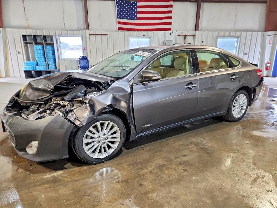 2014 TOYOTA Avalon