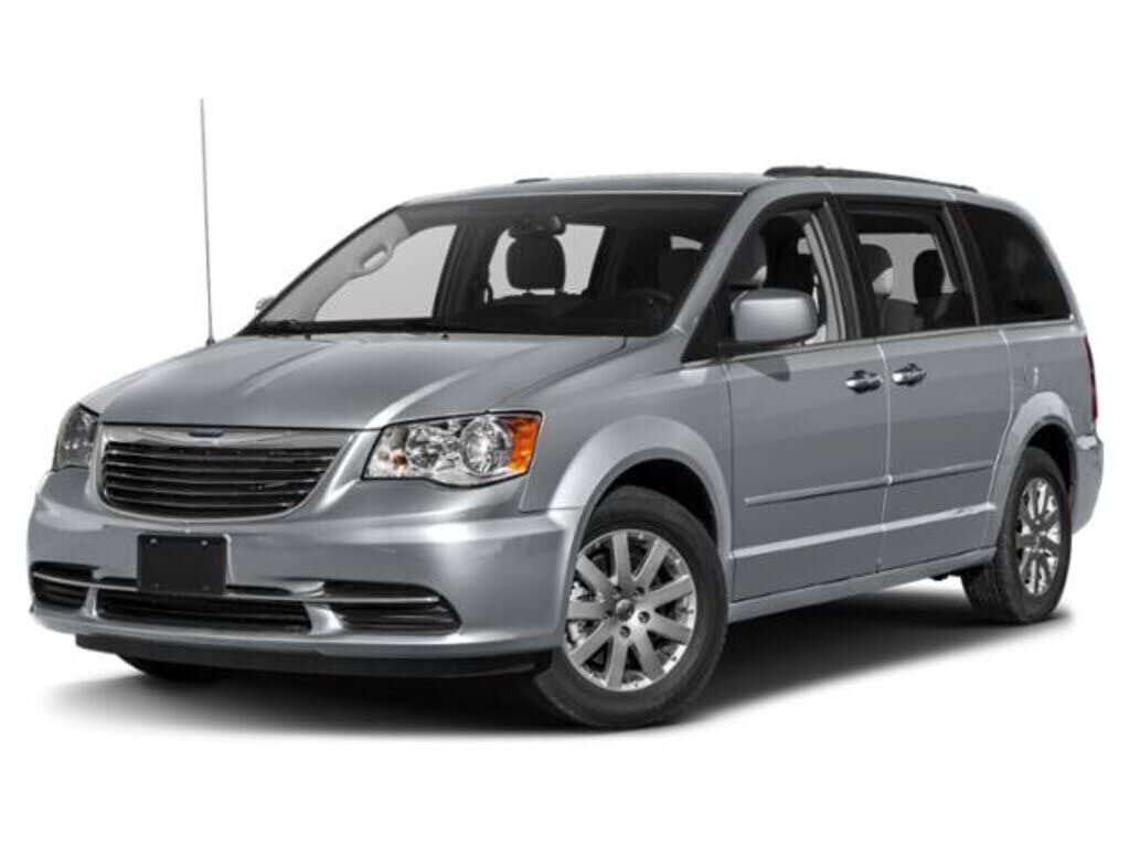 2015 CHRYSLER Town and Country