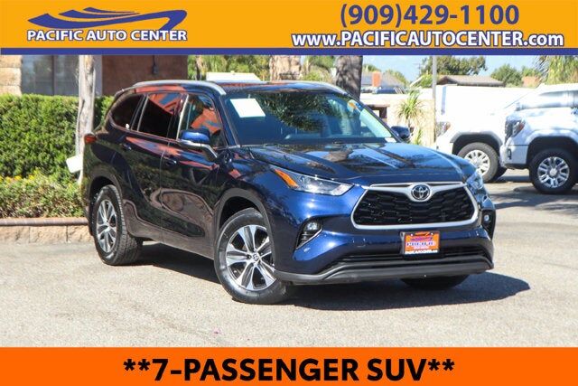 2022 TOYOTA Highlander