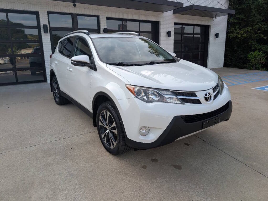 2015 TOYOTA RAV4
