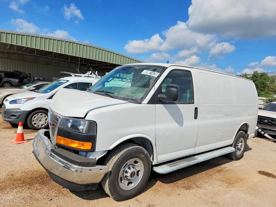 2026 GMC Savana