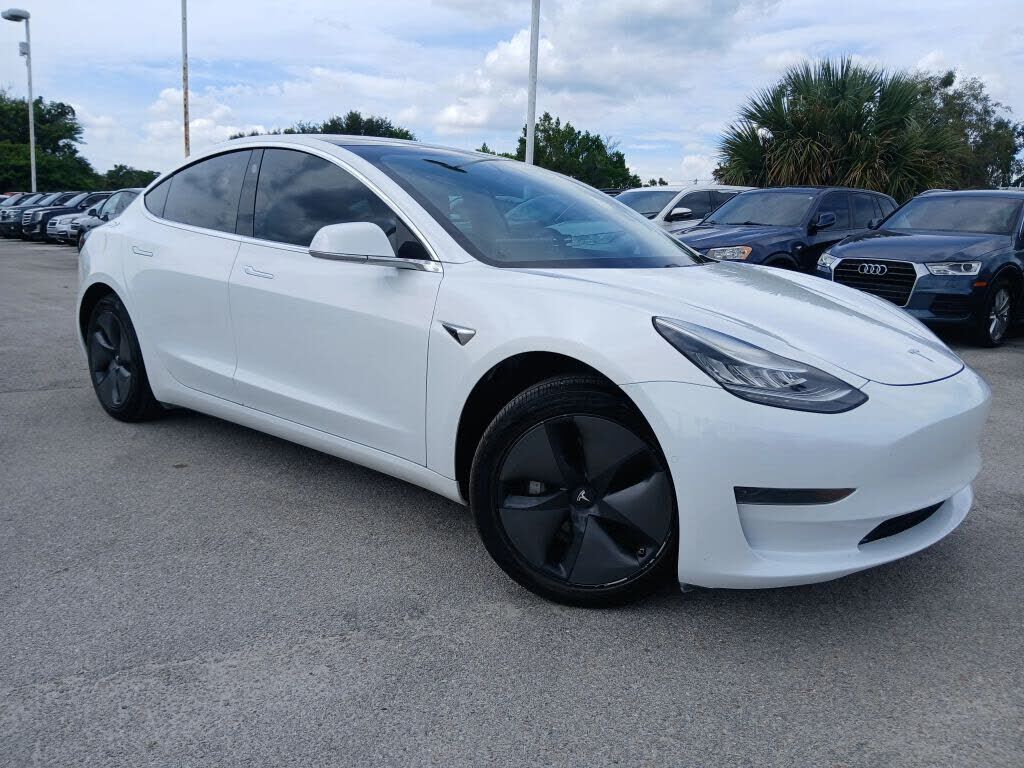 2019 TESLA Model 3