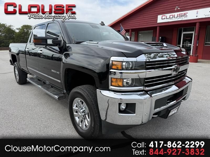 2018 CHEVROLET Silverado