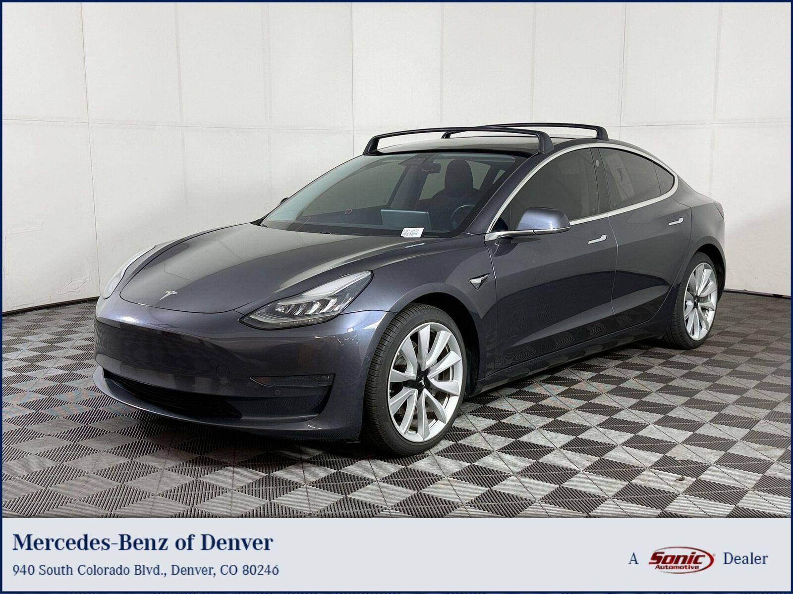 2018 TESLA Model 3