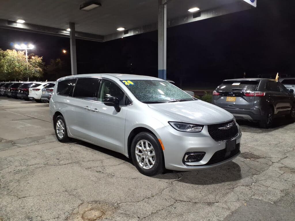 2024 CHRYSLER Pacifica