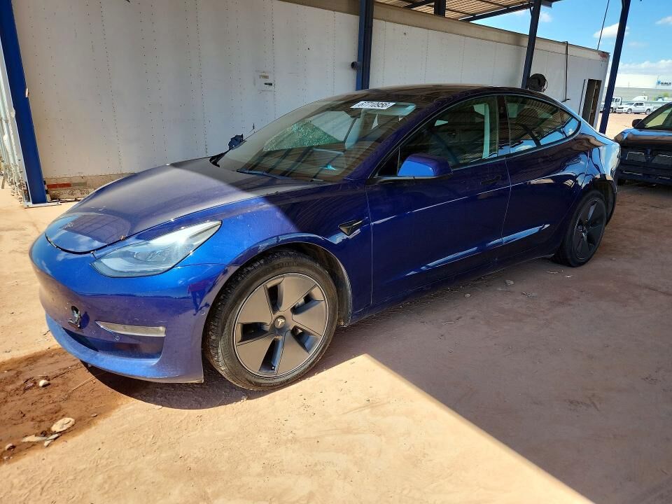 2022 TESLA Model 3