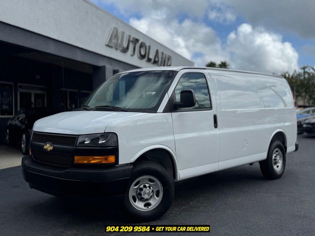 2026 CHEVROLET Express