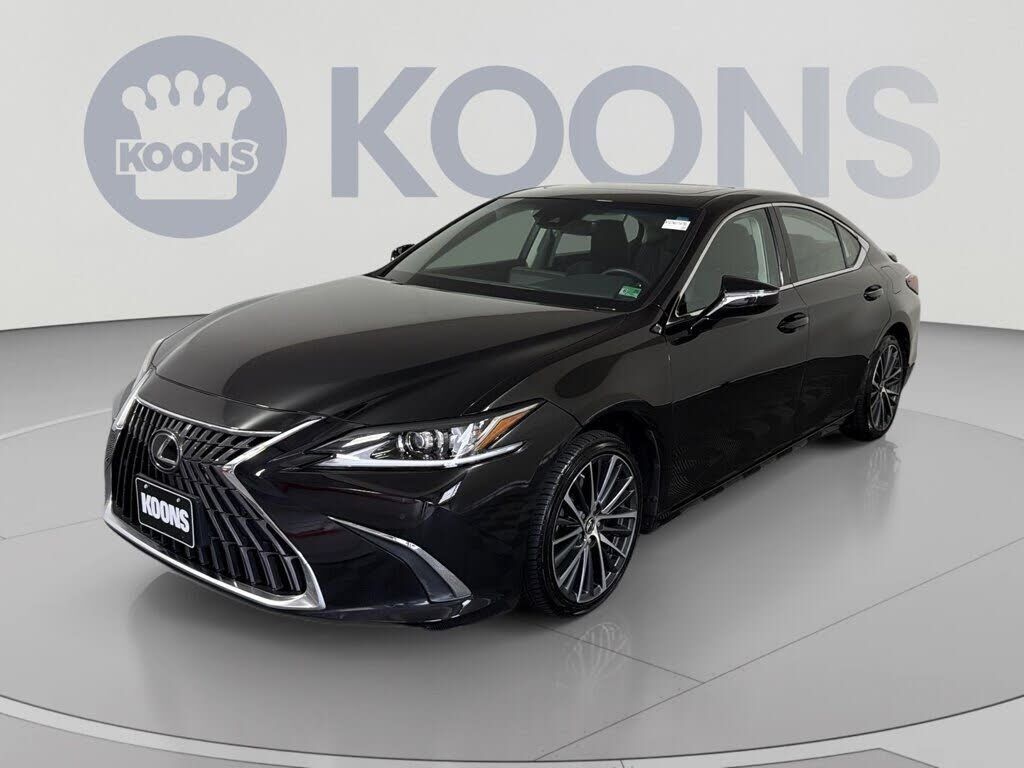 2022 LEXUS ES
