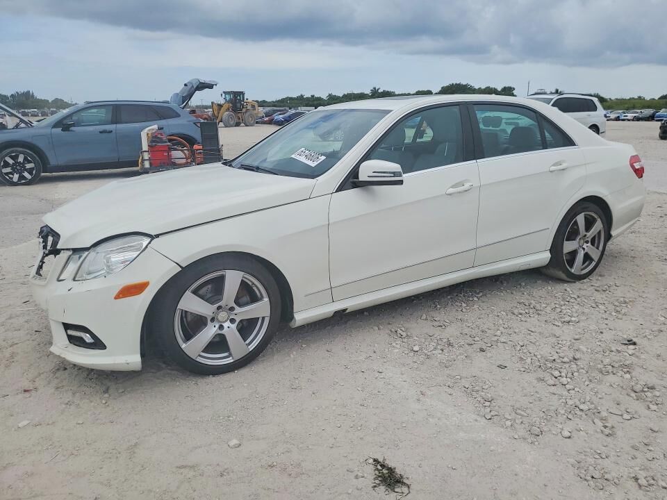 2011 MERCEDES-BENZ E-Class