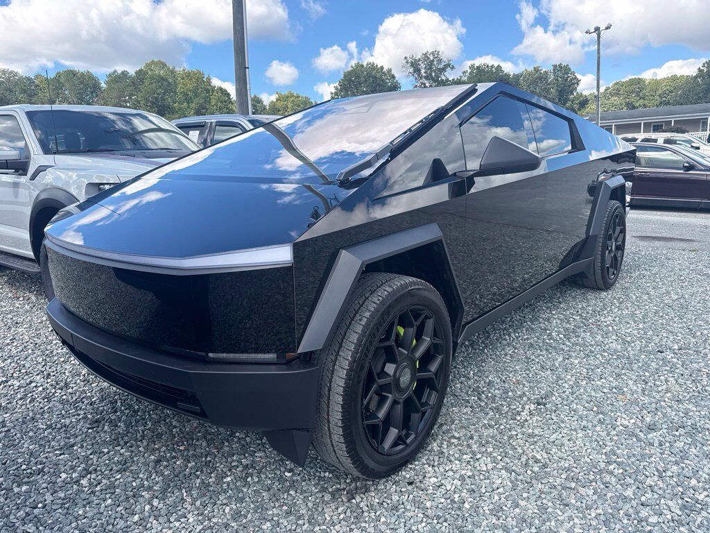 2026 TESLA Cybertruck