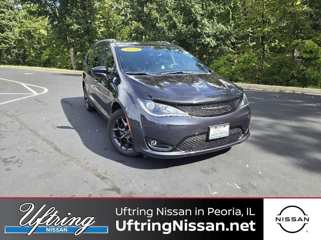 2020 CHRYSLER Pacifica