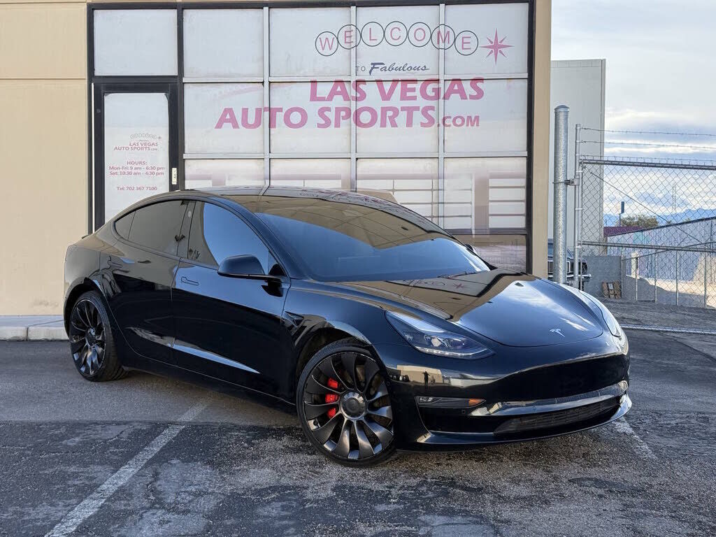 2022 TESLA Model 3