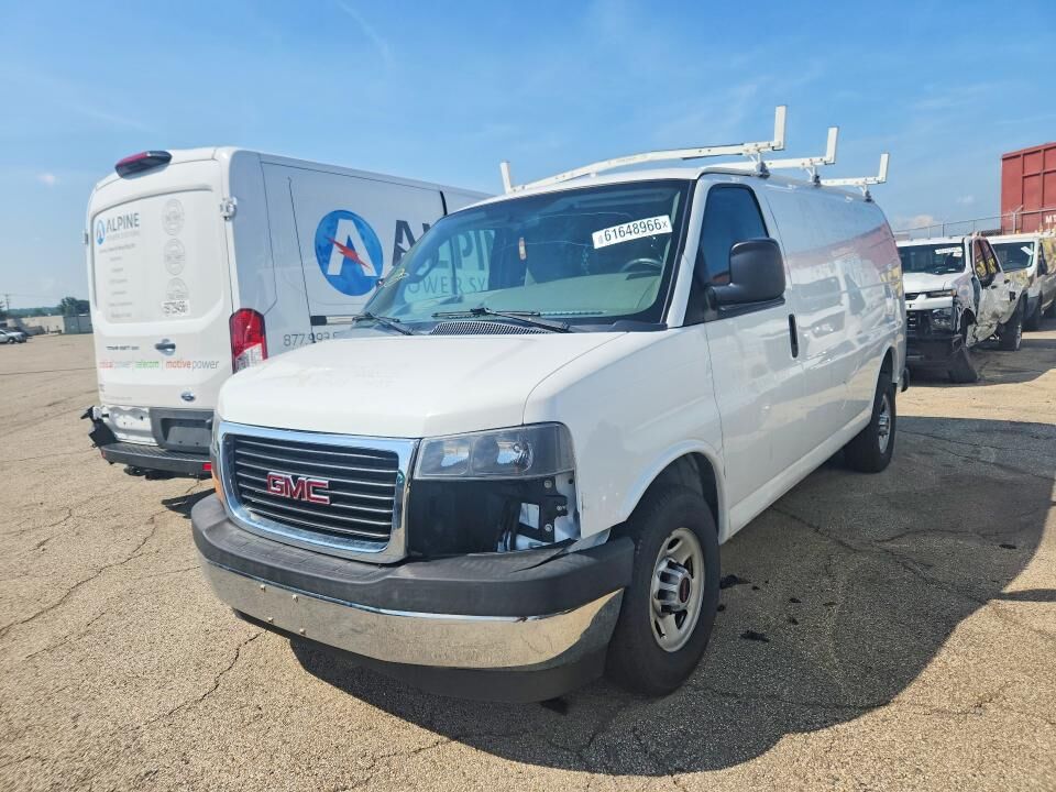 2017 GMC Savana