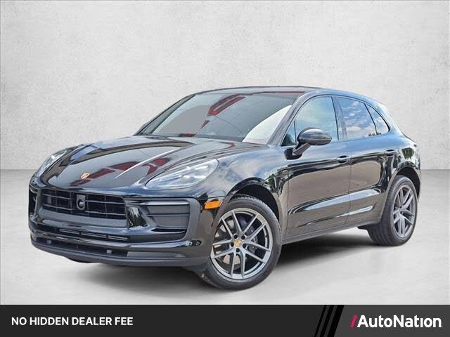 2026 PORSCHE Macan
