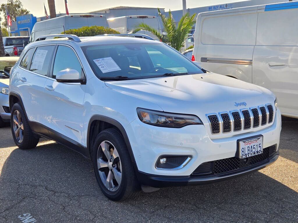 2019 JEEP Cherokee