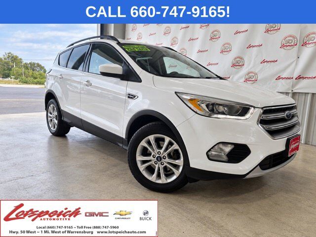 2017 FORD Escape