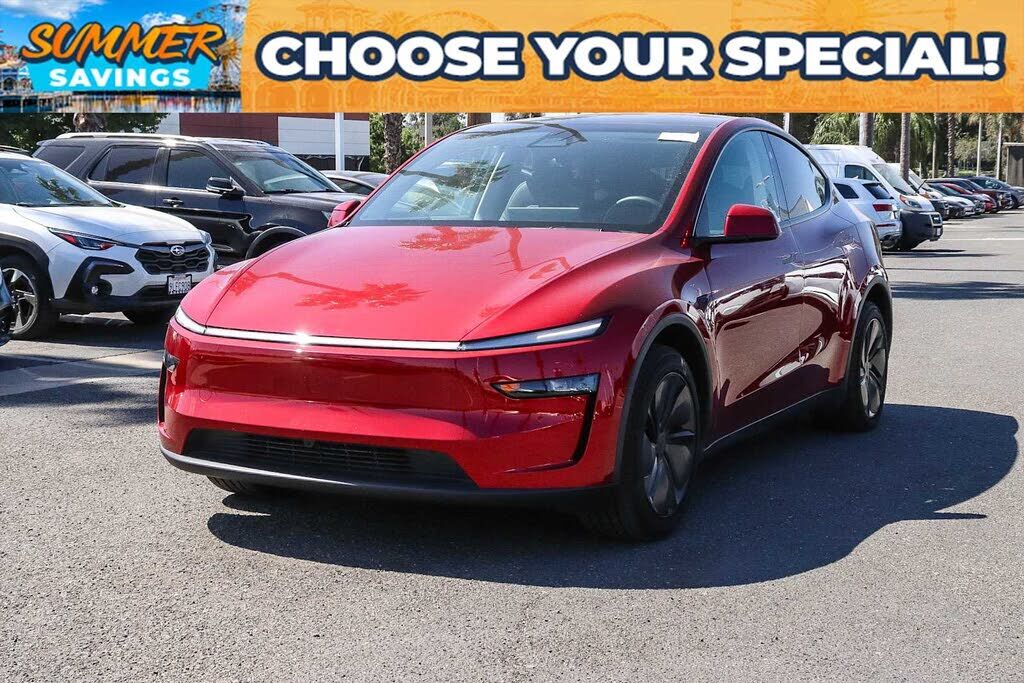 2026 TESLA Model Y