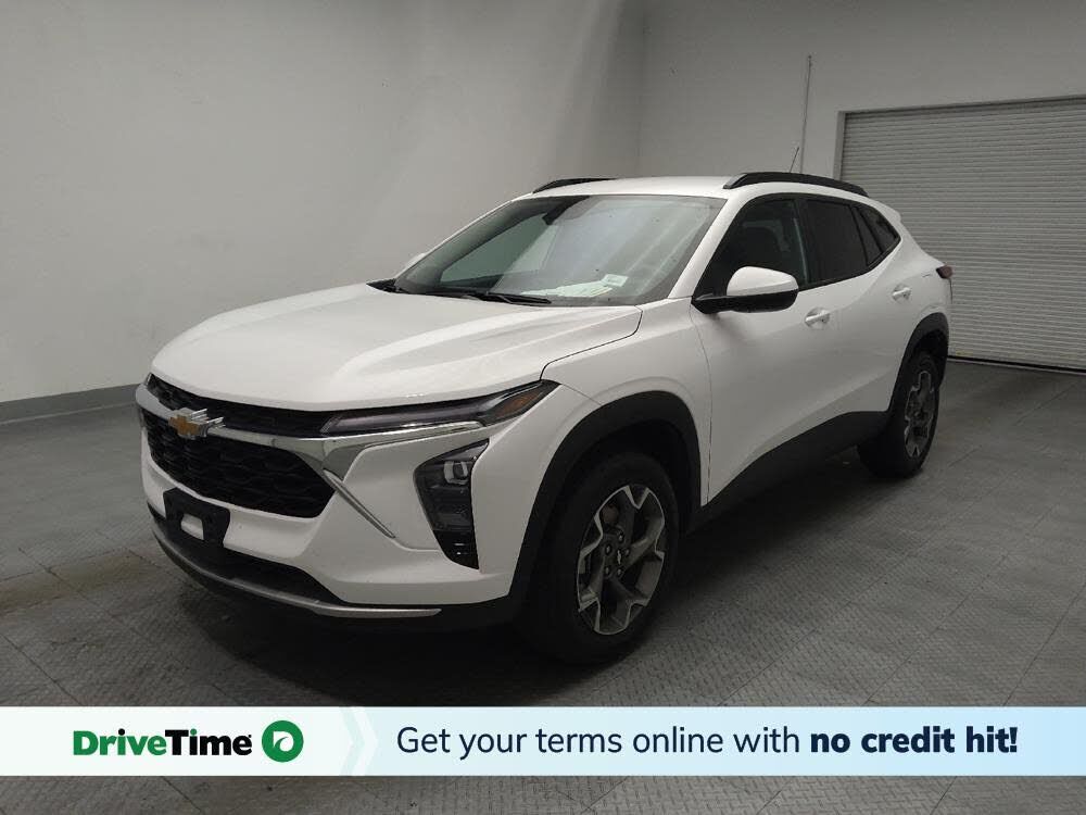 2025 CHEVROLET Trax