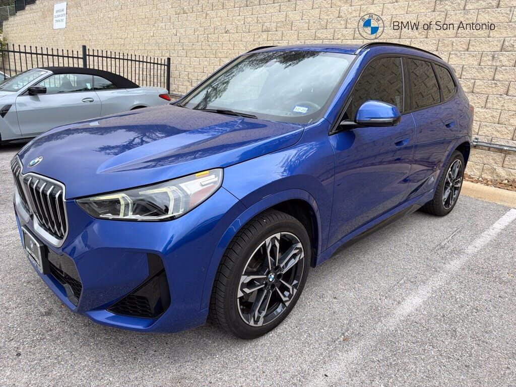 2023 BMW X1