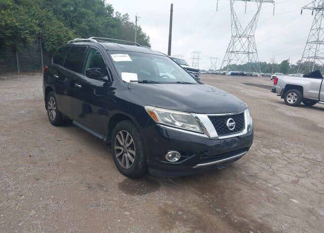 2016 NISSAN Pathfinder