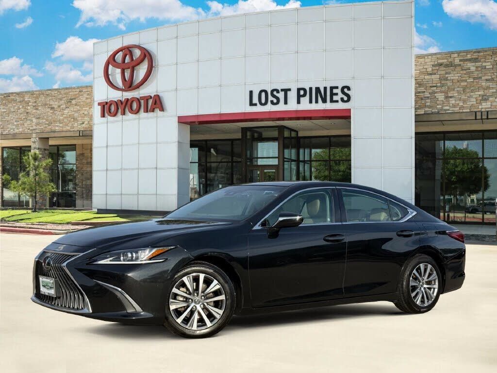 2020 LEXUS ES