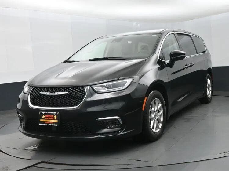2024 CHRYSLER Pacifica