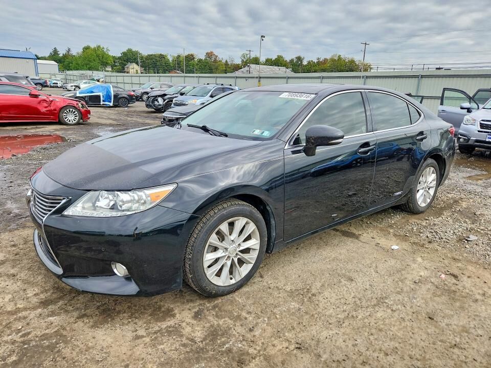 2013 LEXUS ES