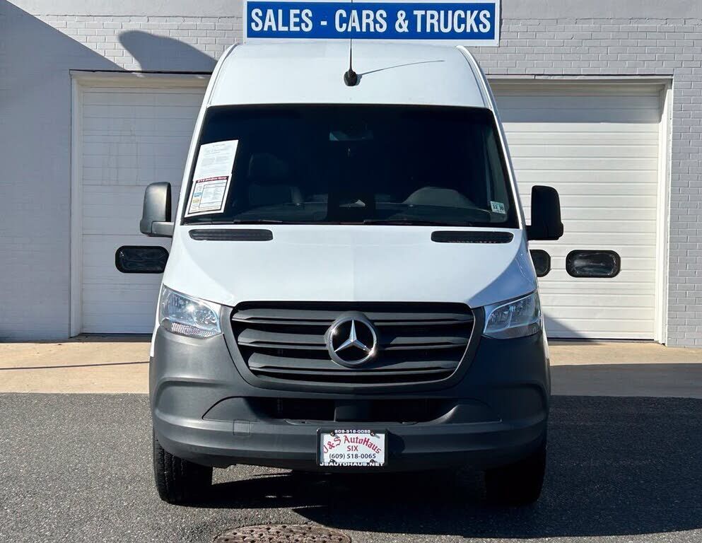 2025 Mercedes-Benz Sprinter