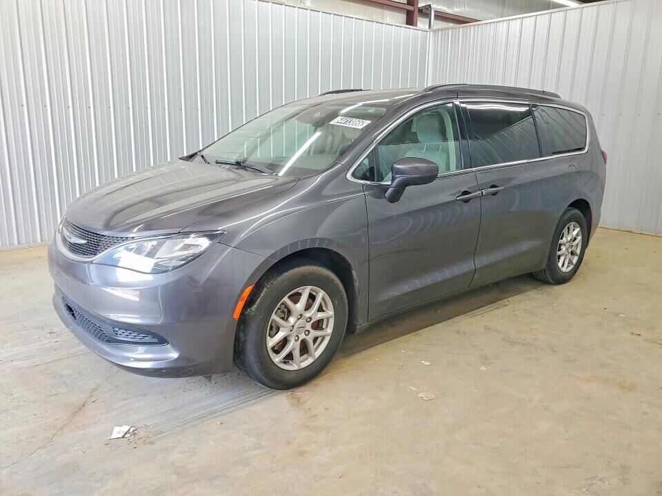 2021 CHRYSLER Voyager