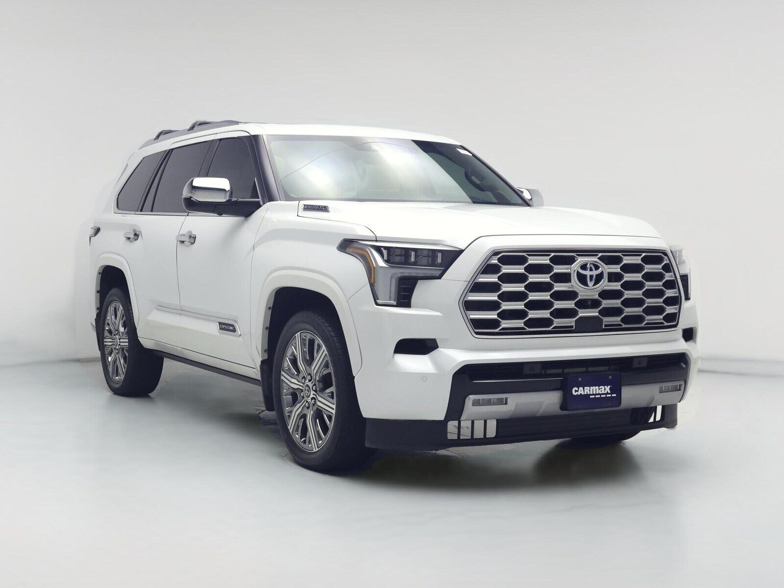 2024 TOYOTA Sequoia