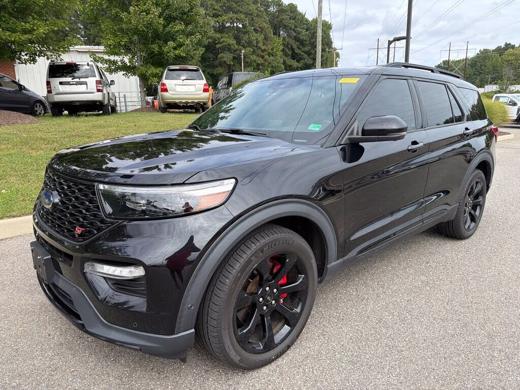 2021 FORD Explorer
