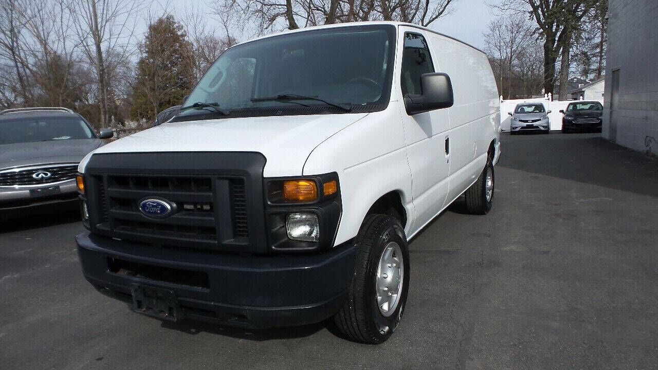 2014 FORD E-250