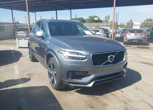 2016 VOLVO XC90