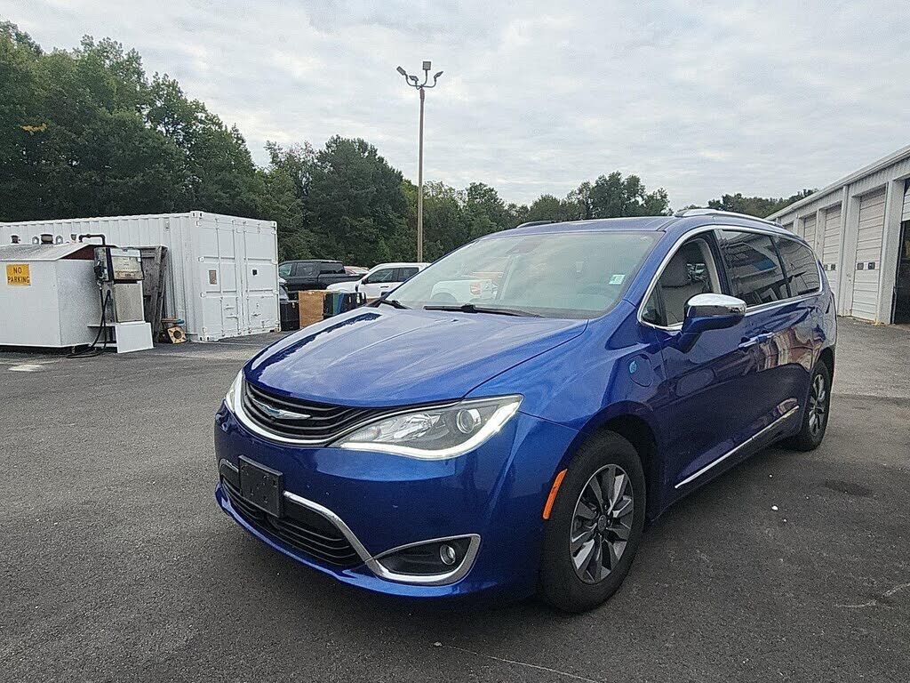 2019 CHRYSLER Pacifica