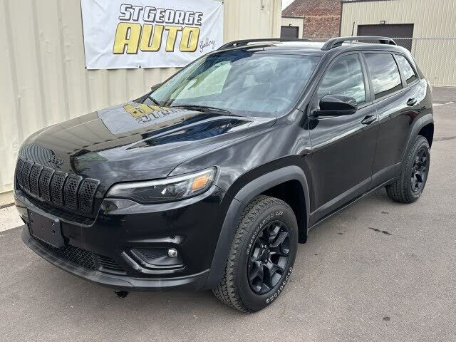 2022 JEEP Cherokee