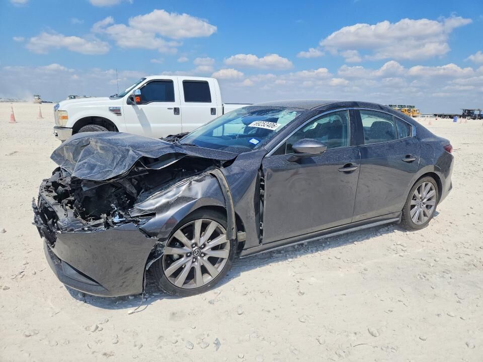 2021 MAZDA Mazda3