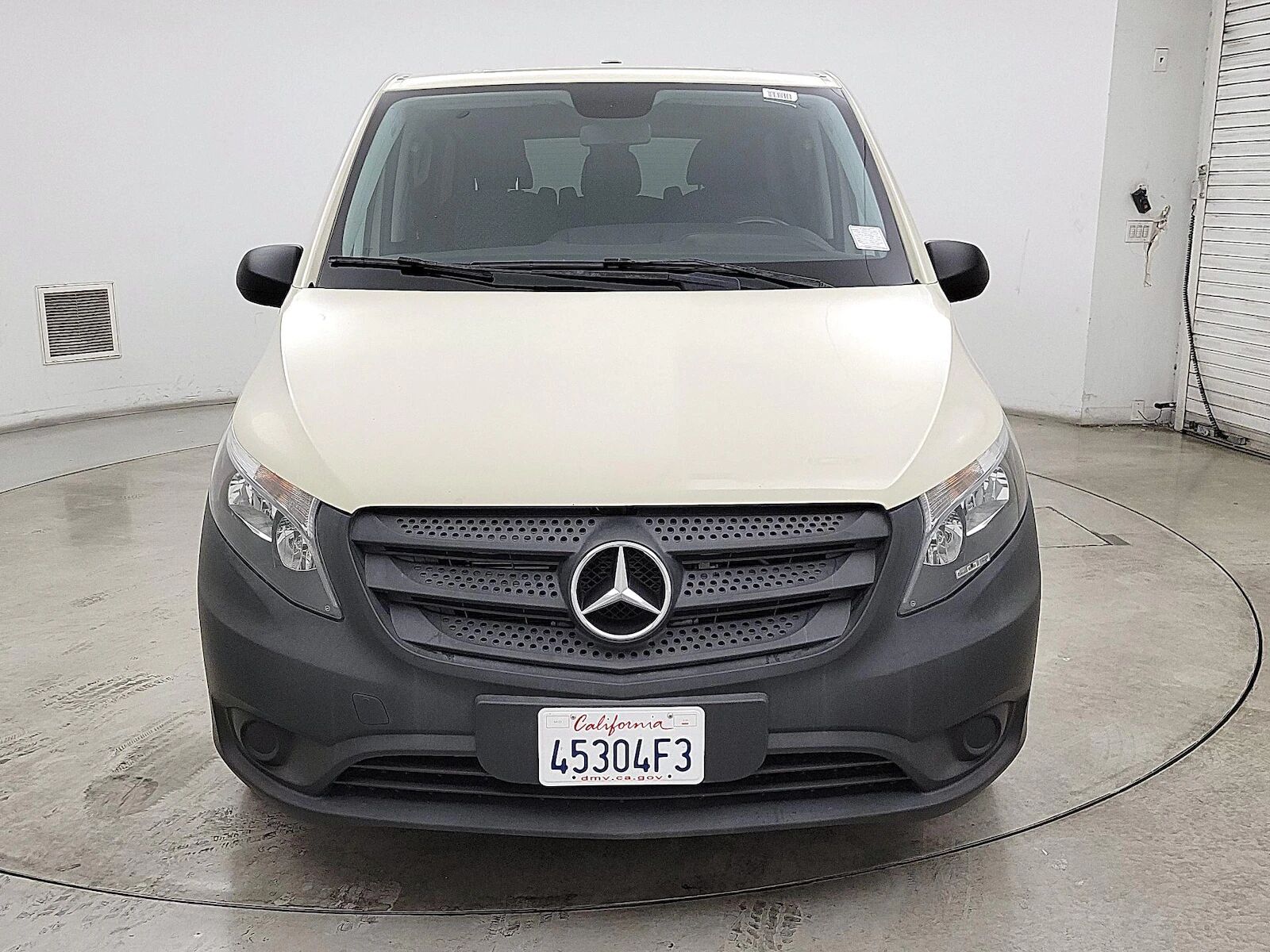 2021 Mercedes-Benz METRIS