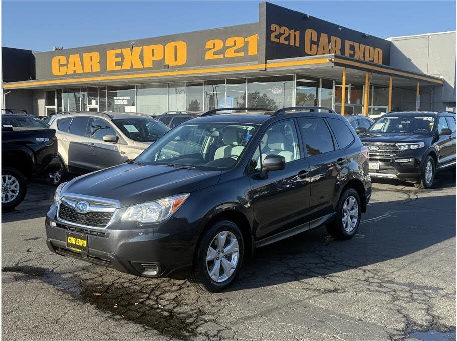 2015 SUBARU Forester