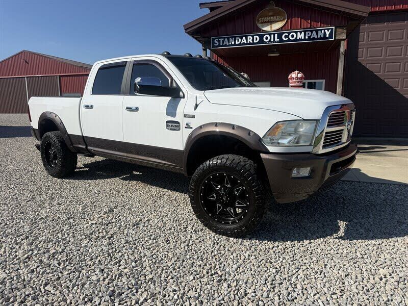 2011 DODGE Ram