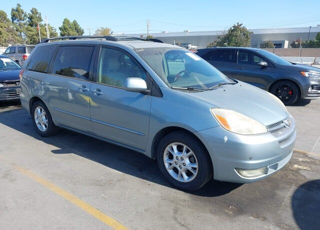 2005 TOYOTA Sienna