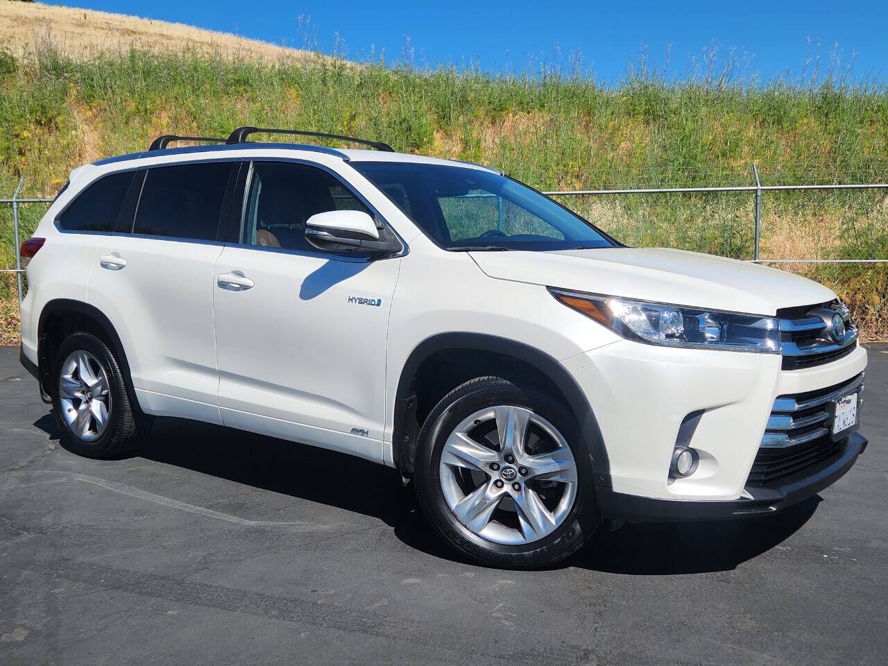 2017 TOYOTA Highlander