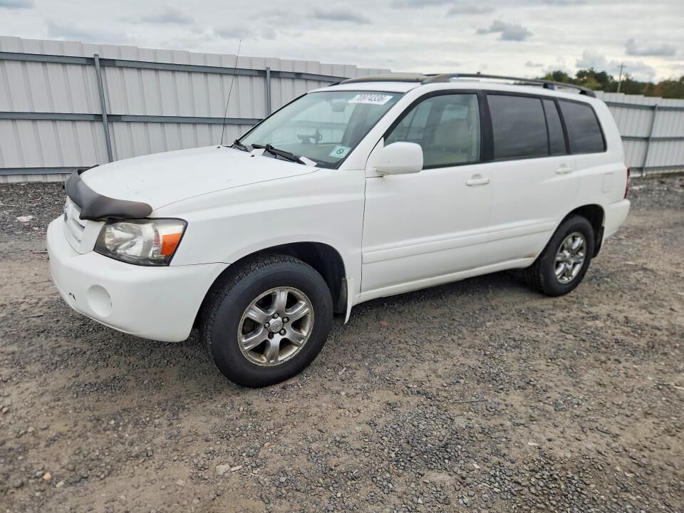 2004 TOYOTA Highlander