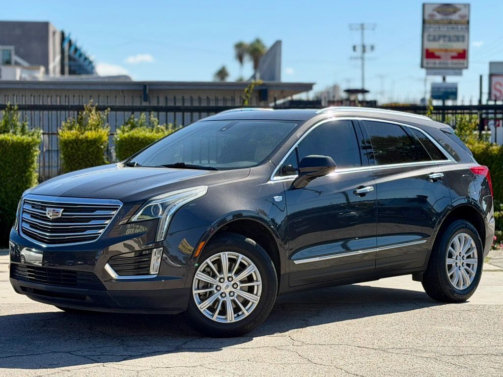 2017 CADILLAC XT5
