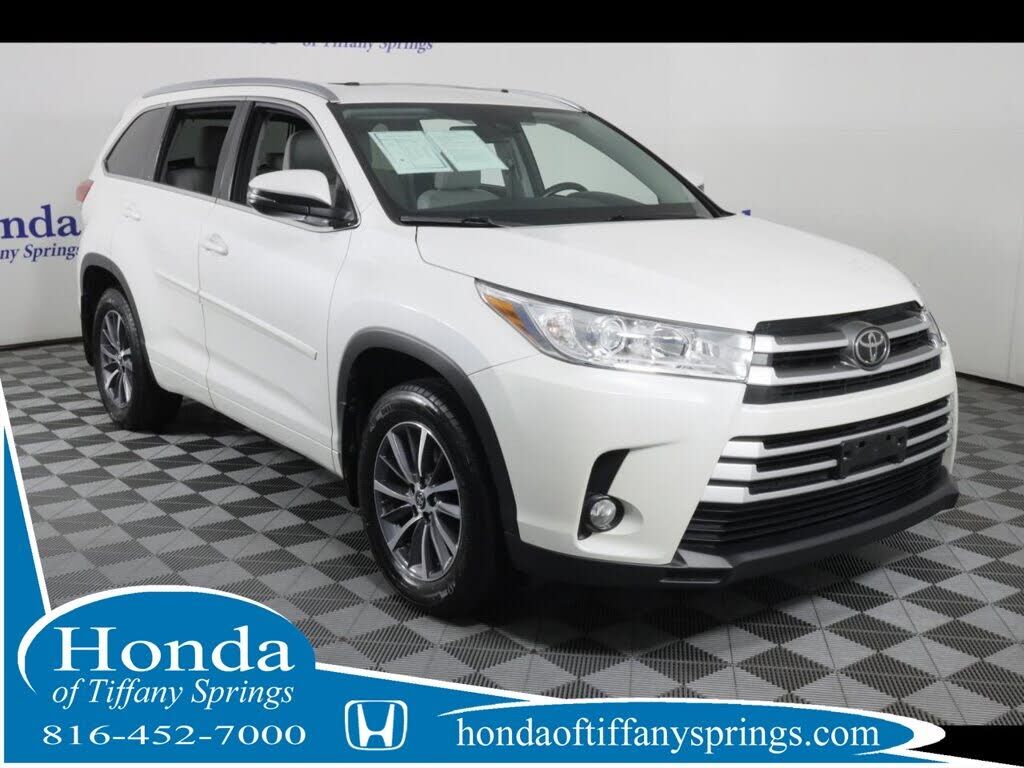 2018 TOYOTA Highlander