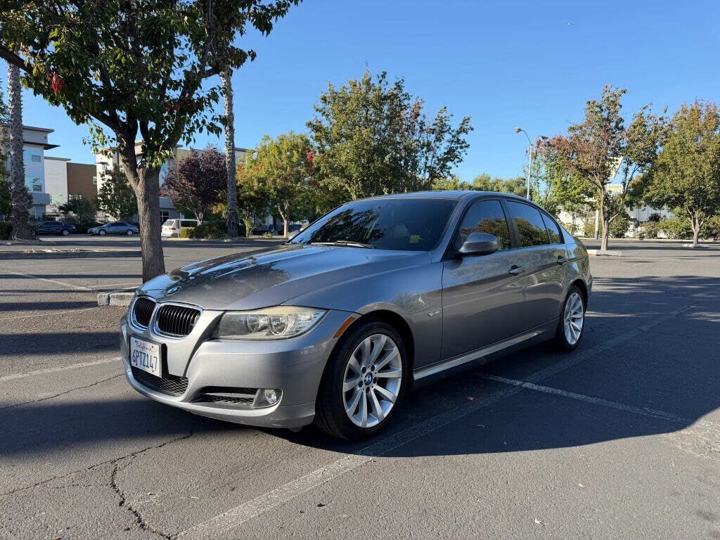 2011 BMW 3 Series