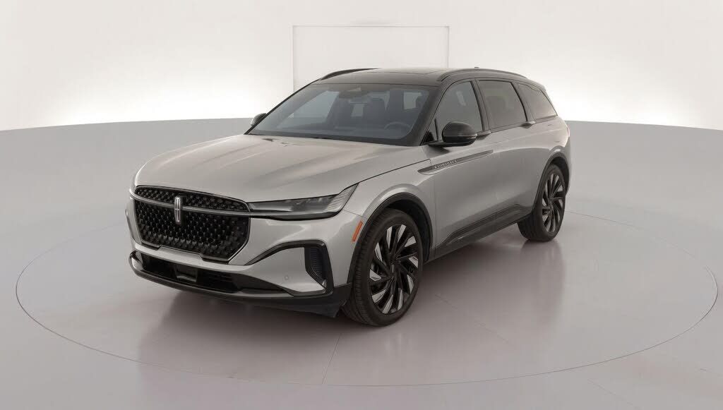2025 LINCOLN Nautilus