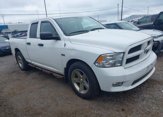2012 DODGE Ram