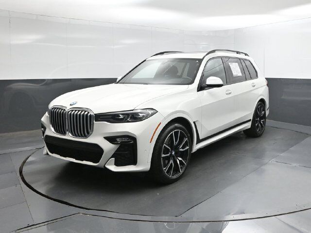 2022 BMW X7