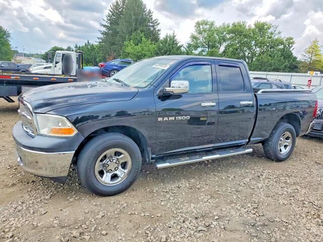 2012 DODGE Ram